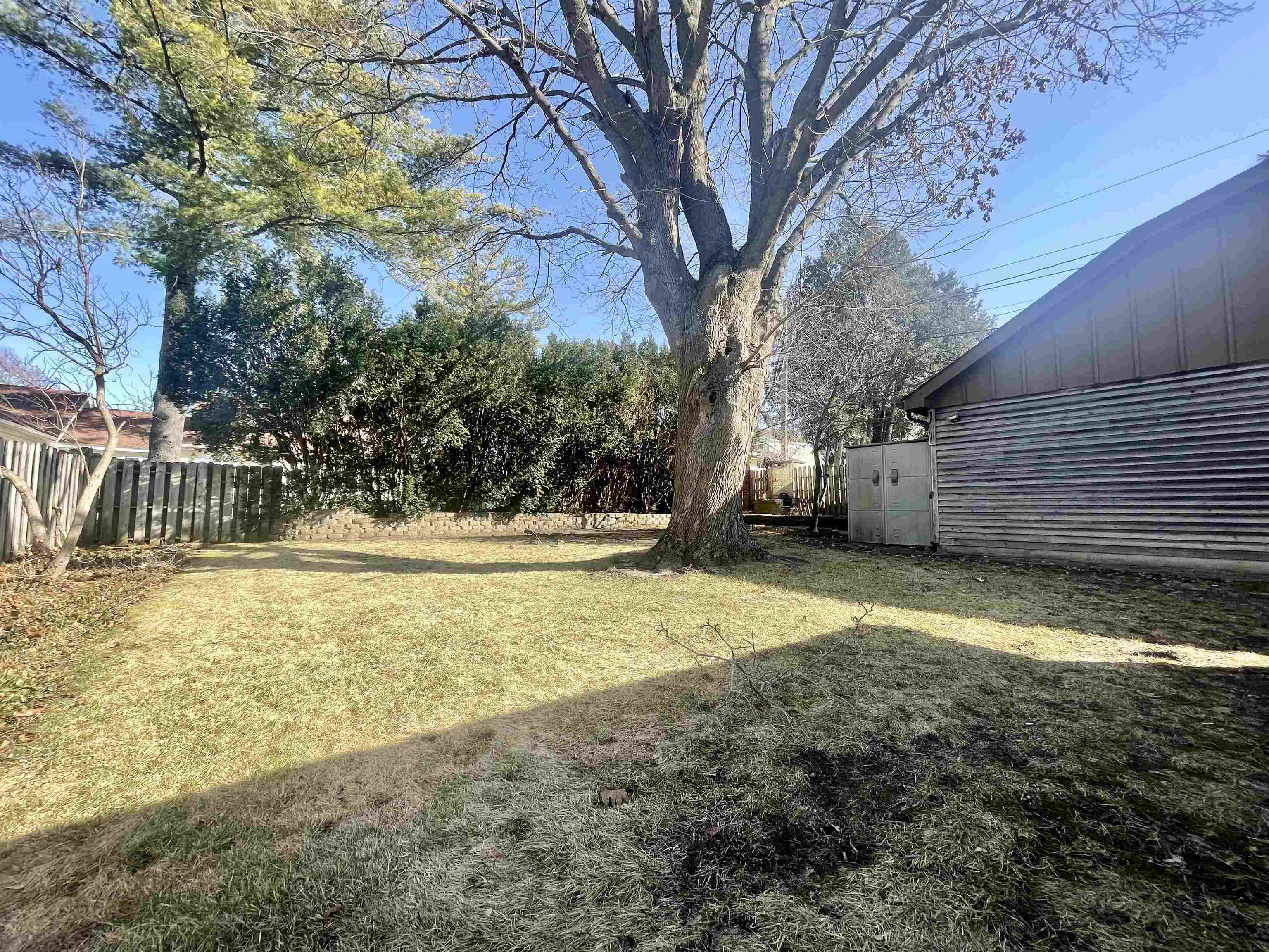 208 North Capron Street Berlin, WI 54923 - Photo 27 of 38