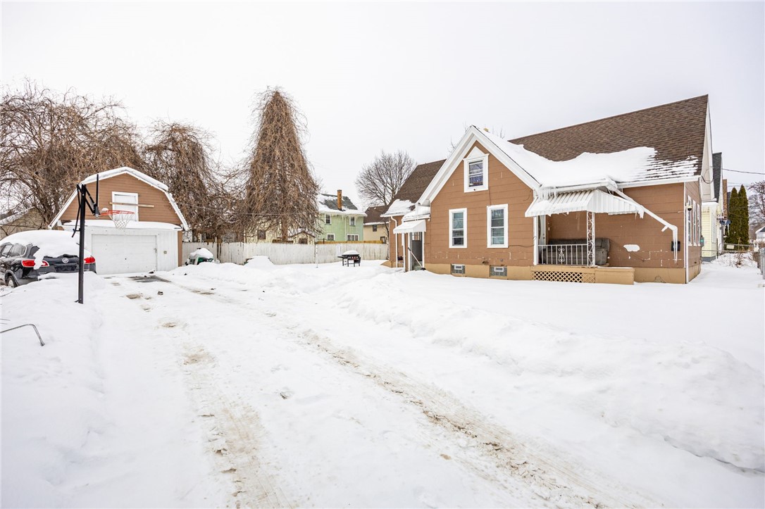 13 Glasser Street Rochester, NY 14606 - Photo 3 of 19