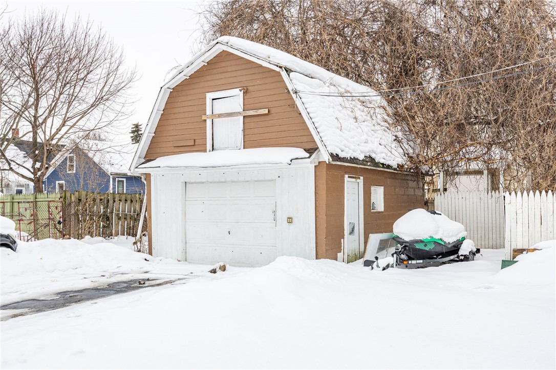 13 Glasser Street Rochester, NY 14606 - Photo 4 of 19