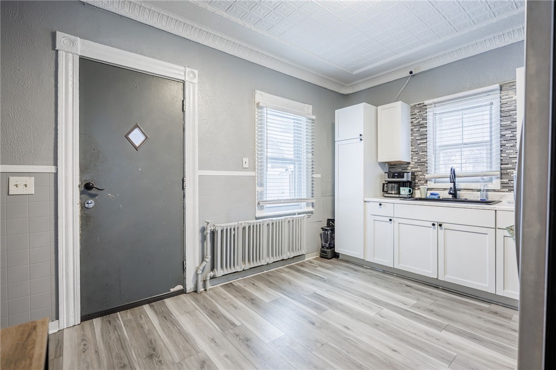 13 Glasser Street Rochester, NY 14606 - Photo 5 of 19