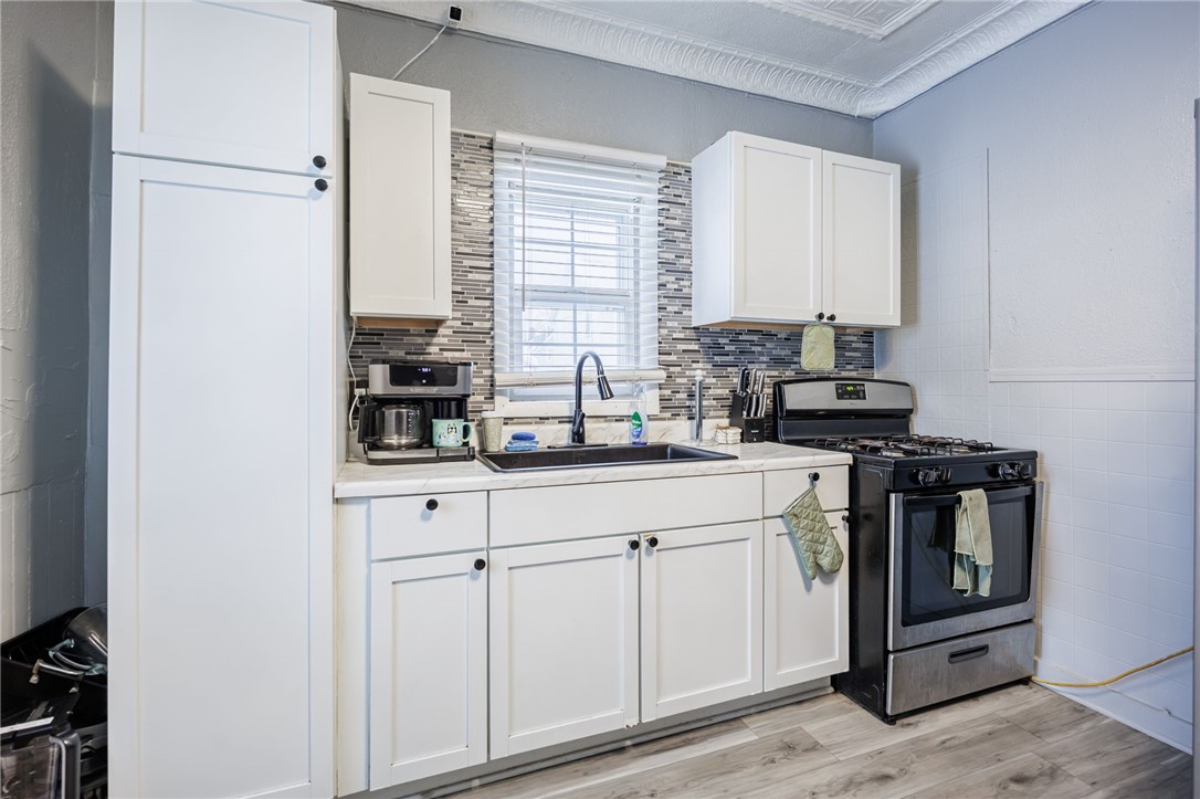 13 Glasser Street Rochester, NY 14606 - Photo 6 of 19