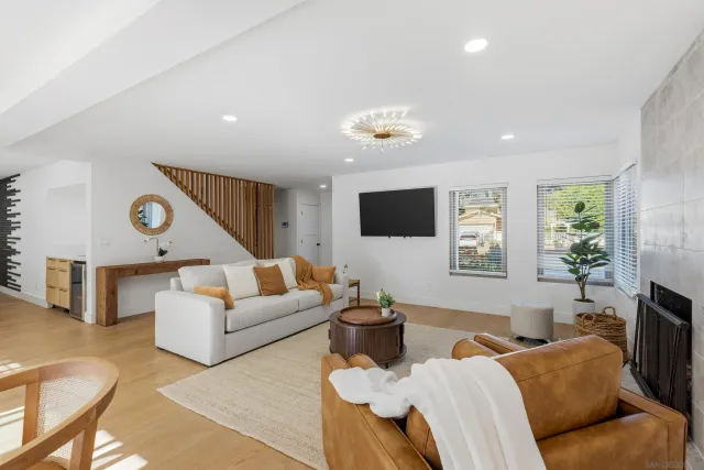 $2,075,000 | 4716 Murat Place, San Diego, CA 92117