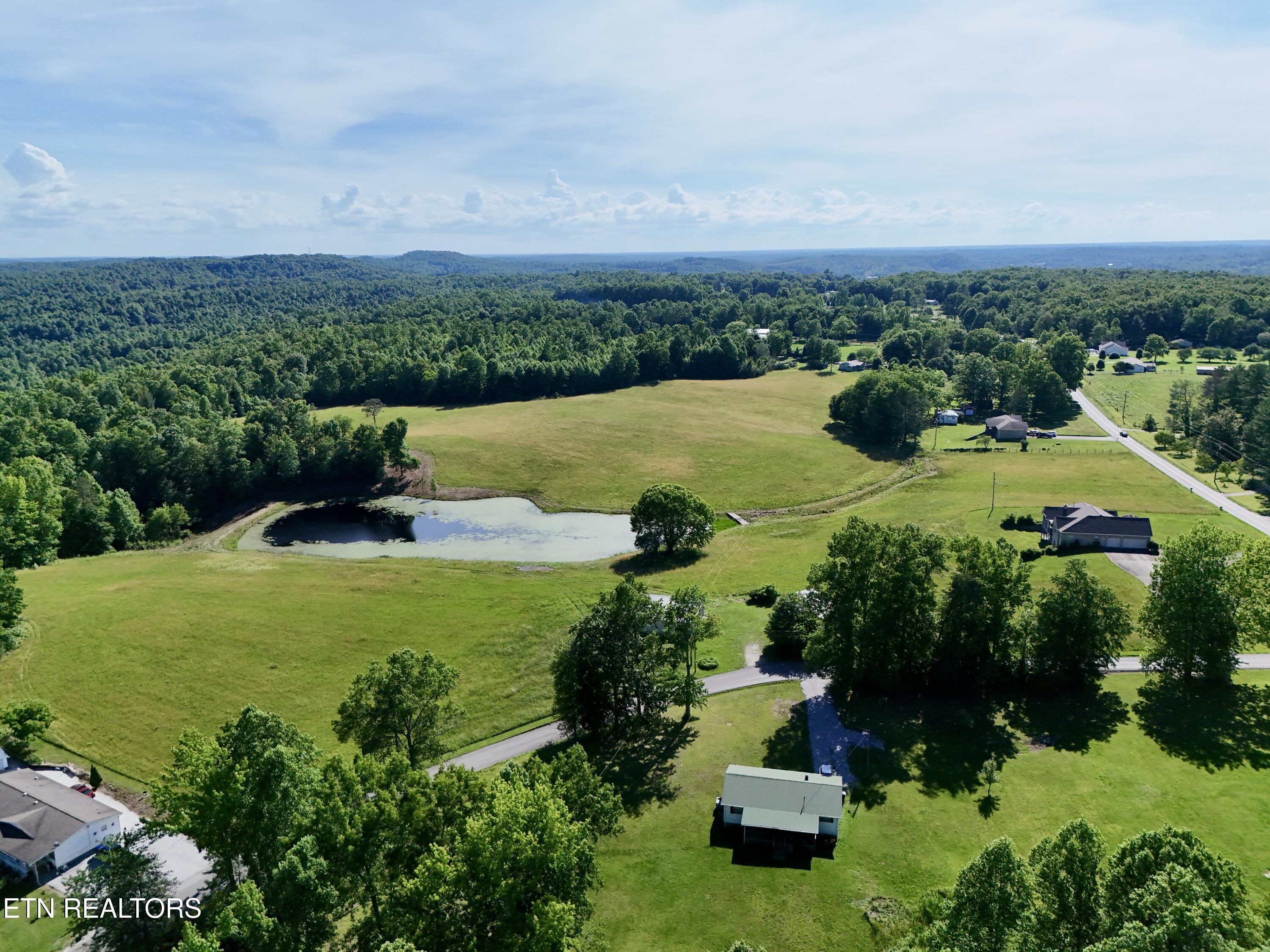 1770 Buffalo Road Oneida, TN 37841 - Photo 10 of 57 8