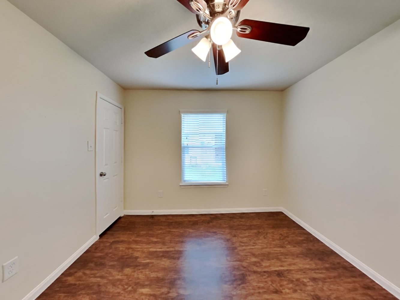 12623 Mountain Daisy Road Houston, TX 77038 - Photo 5 of 10