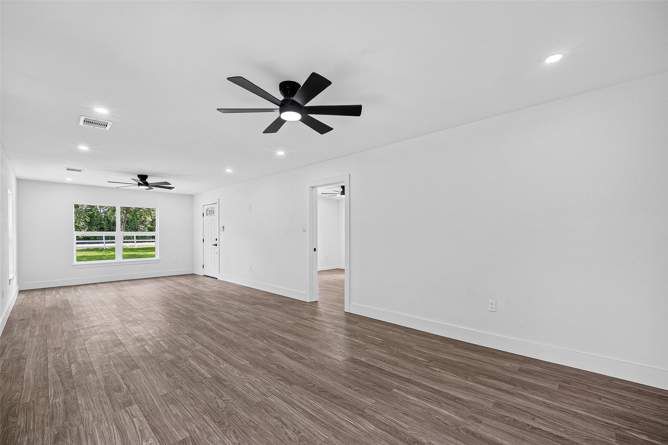 106 South 9th Street Highlands, TX 77562 - Photo 13 of 50