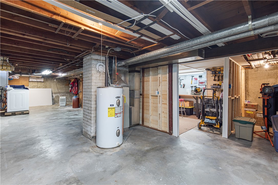 138 Becker Avenue East Providence, RI 02915 - Photo 31 of 45