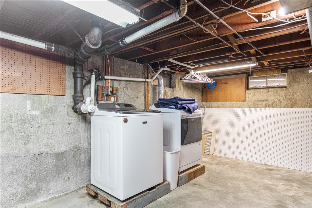 138 Becker Avenue East Providence, RI 02915 - Photo 32 of 45