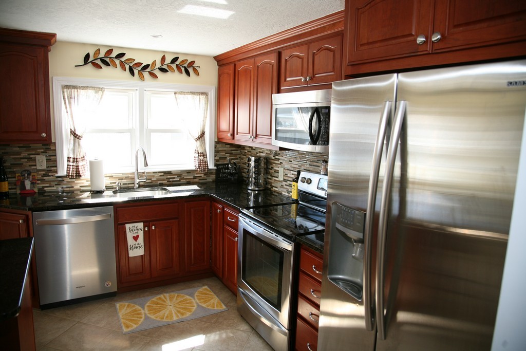 85 Falmouth Road Chicopee, MA 01020 - Photo 21 of 28 Gallery Image 21