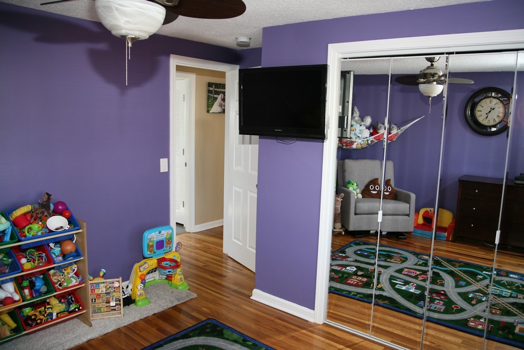 85 Falmouth Road Chicopee, MA 01020 - Photo 9 of 28 Gallery Image 9