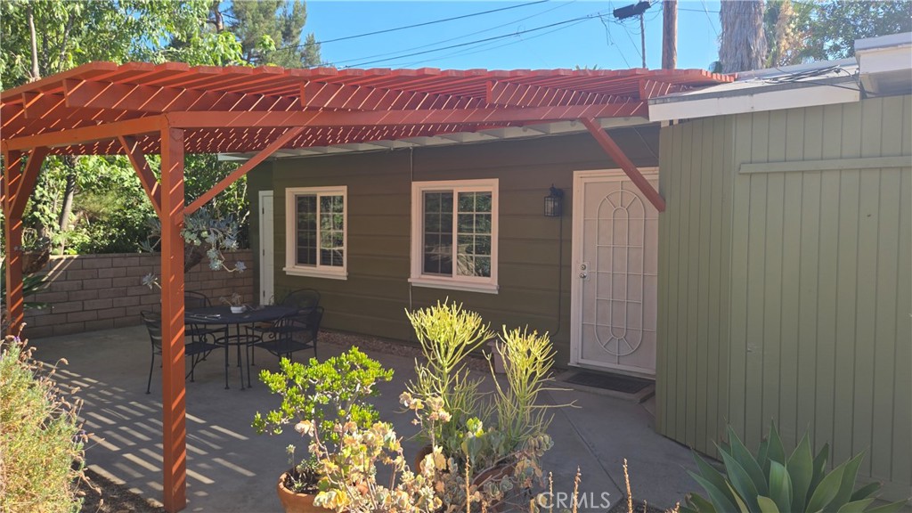 422 Bond Street, Unit 2 Redlands, CA 92373 - Photo 9 of 11