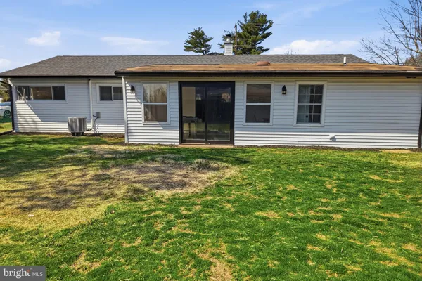 $520,000 | 110 Deep Dale Drive East, Levittown, PA 19056