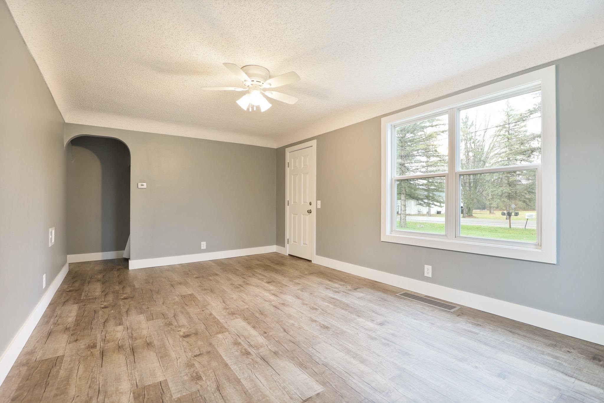 3113 East Mt Morris Road Mount Morris, MI 48458 - Photo 9 of 30 50127499-8.JPG