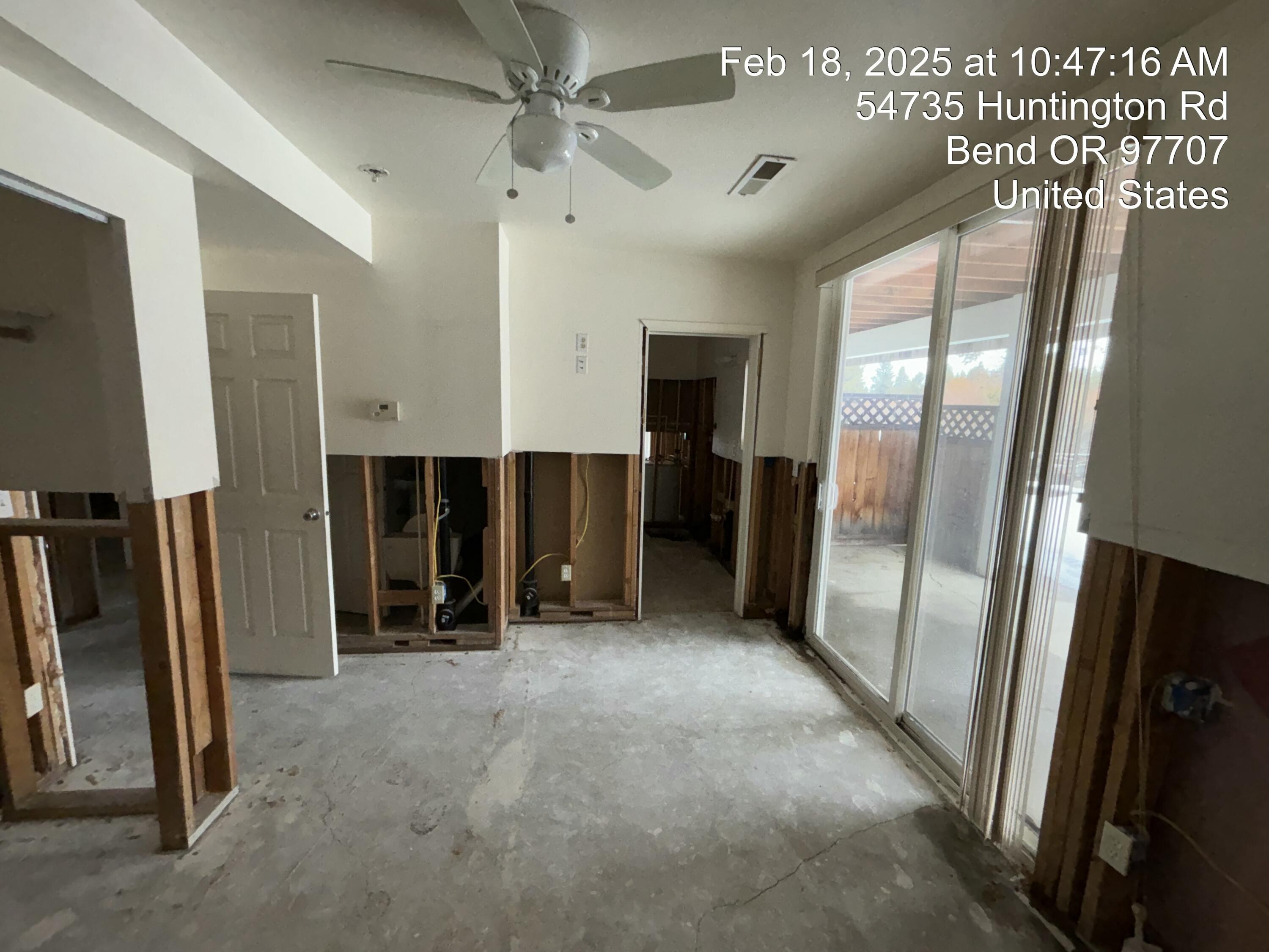 17364 Beaver Place Bend, OR 97707 - Photo 28 of 44 More lower level