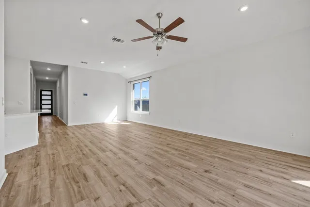 $2,195 | 1120 Bear Track Loop, Georgetown, TX 78628