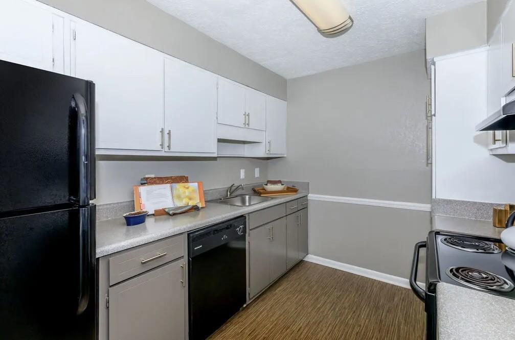 1805 Roswell Road, Unit 2G Marietta, GA 30062 - Photo 3 of 36