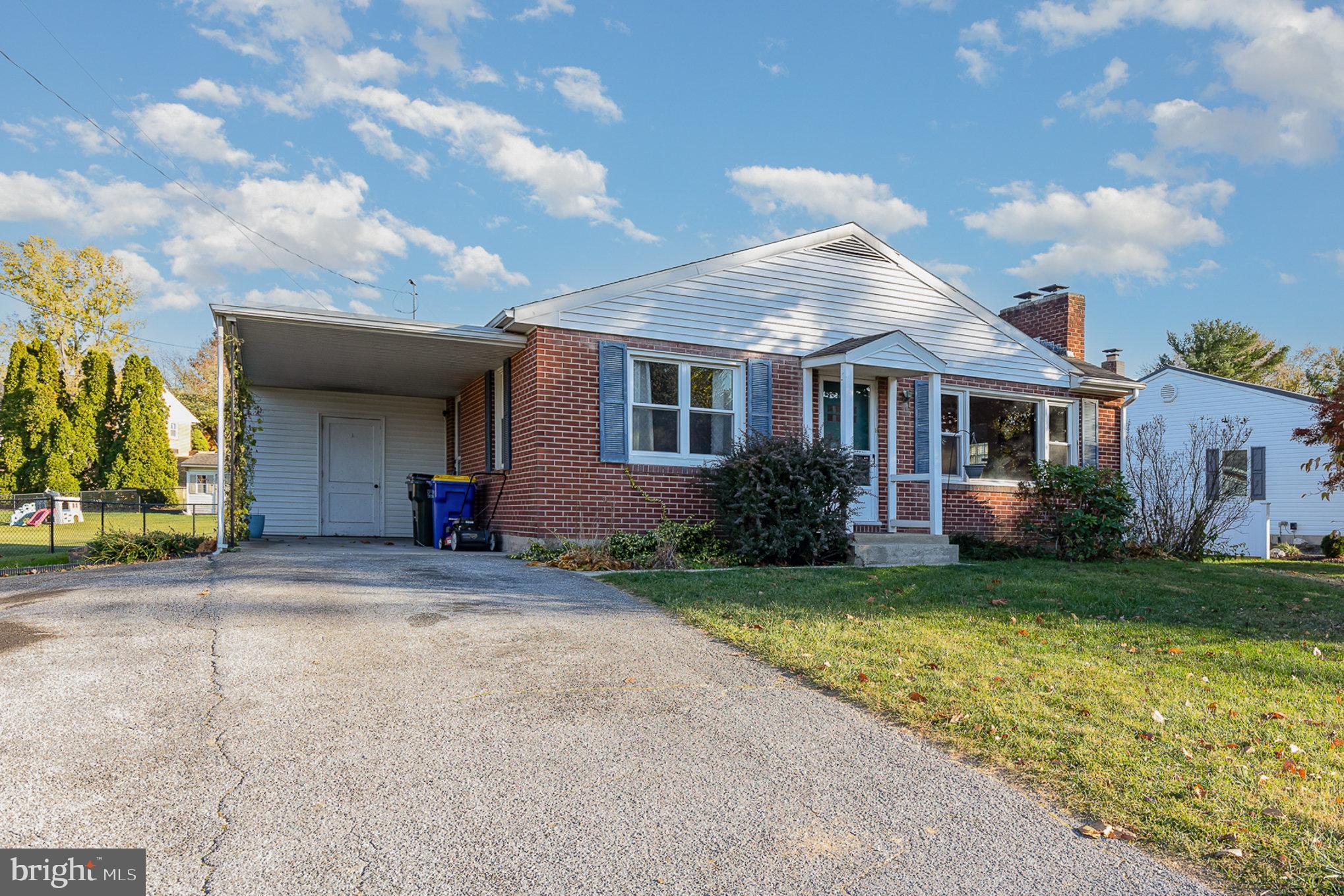2385 Derry Road York, PA 17408 - Photo 2 of 24