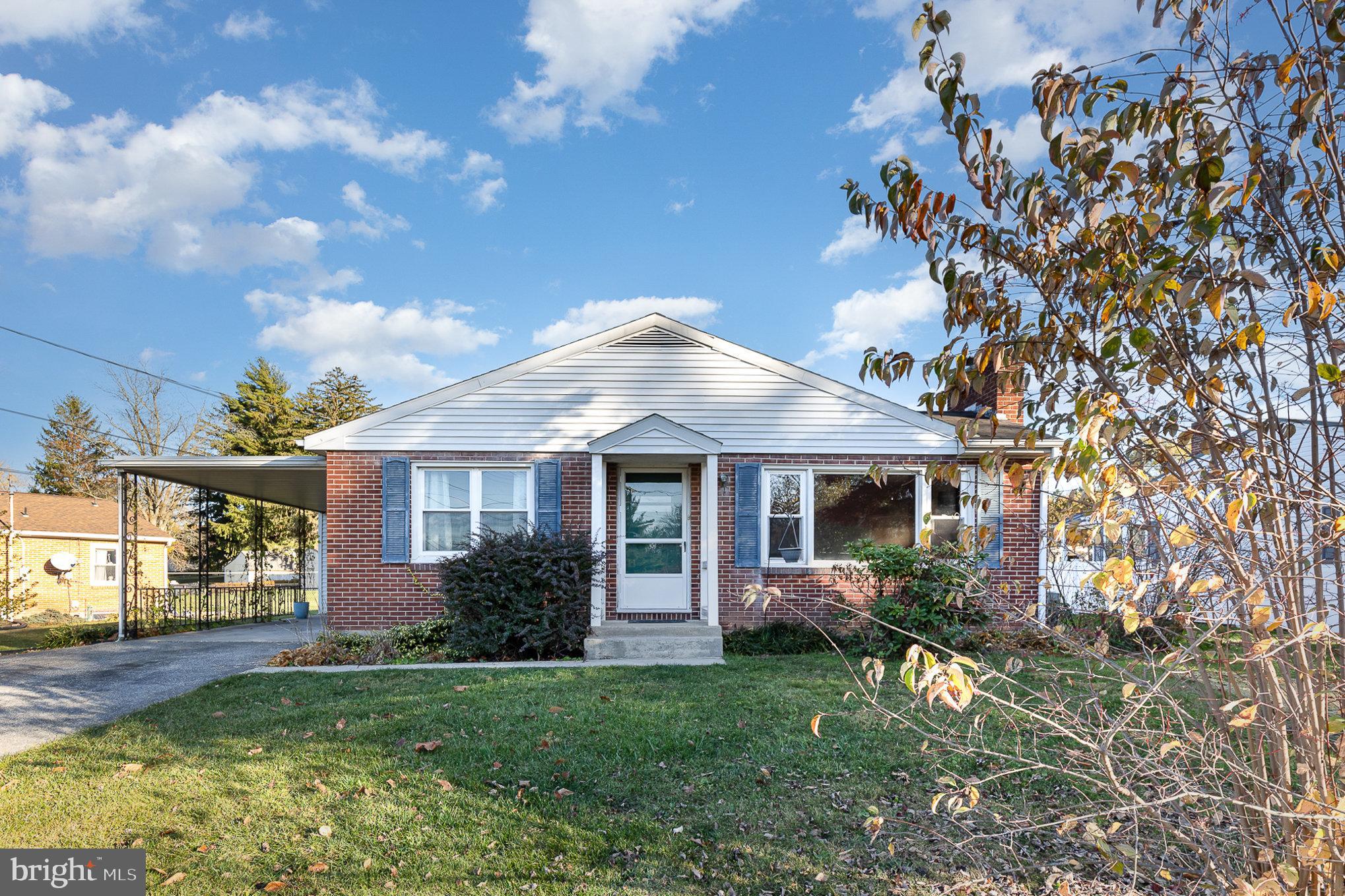2385 Derry Road York, PA 17408 - Photo 3 of 24
