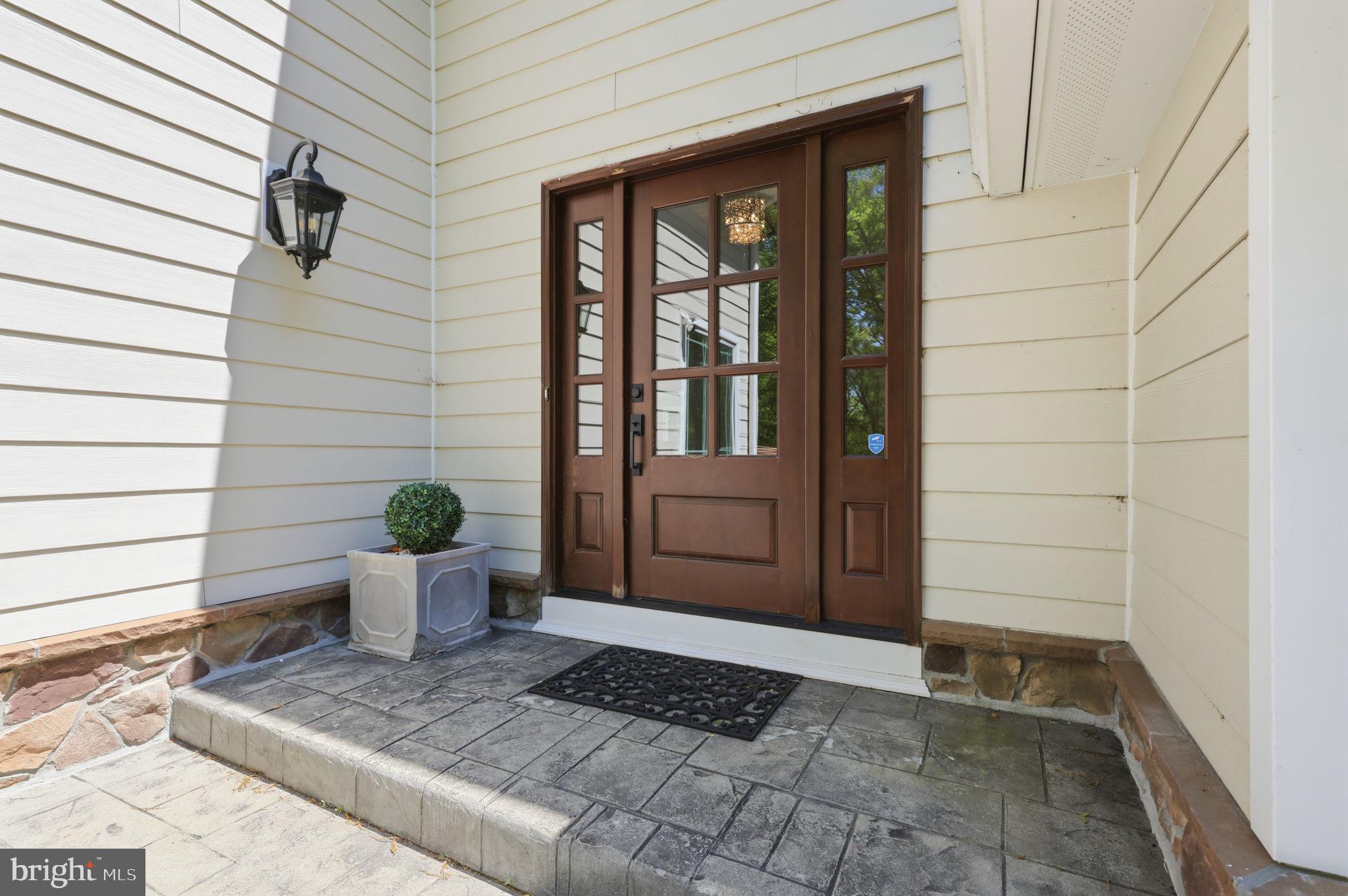 4757 Upper Mountain Road New Hope, PA 18938 - Photo 14 of 70 Front Entrance