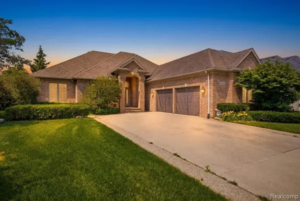 $499,900 | 21683 Trevor Court, Macomb, MI 48044