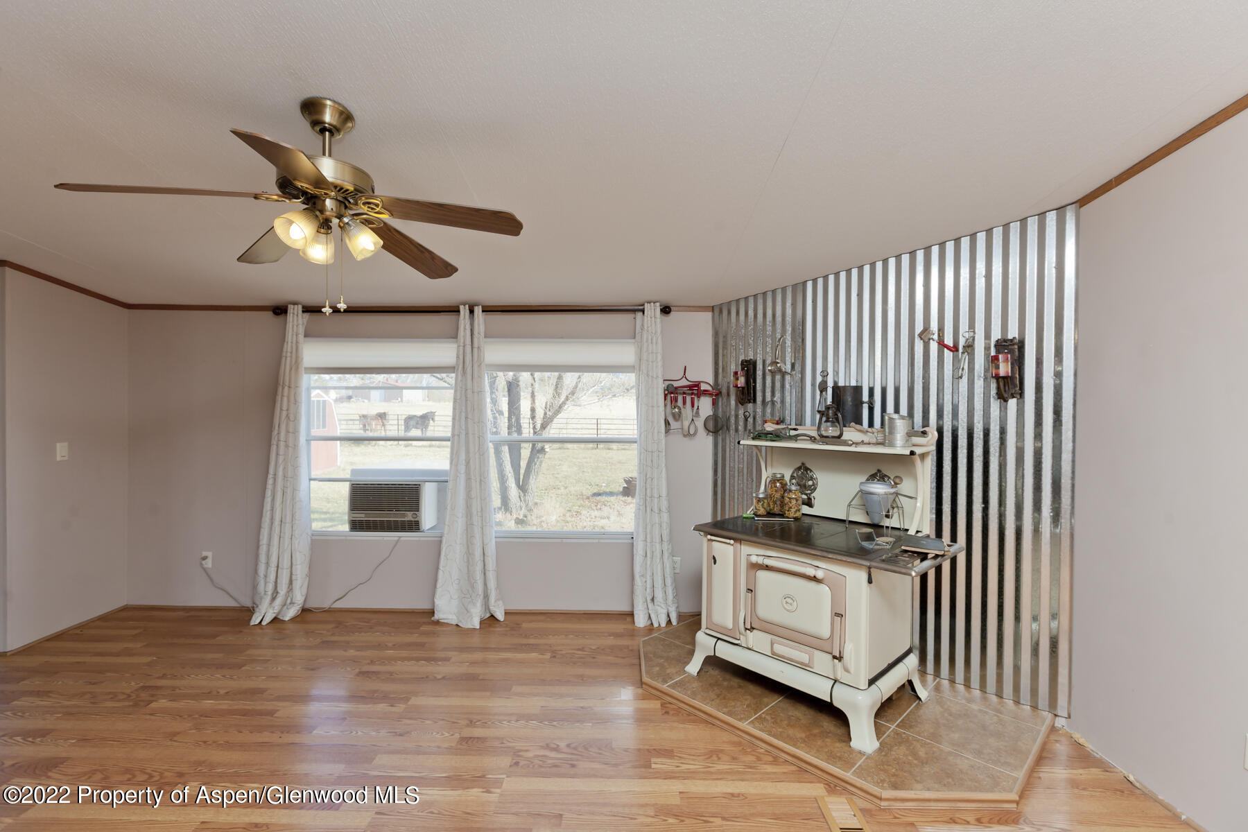 2048 45 1/2 Road De Beque, CO 81630 - Photo 10 of 29 _MG_2499