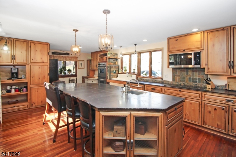 113 Stonybrook Road Columbia, NJ 07832 - Photo 4 of 23