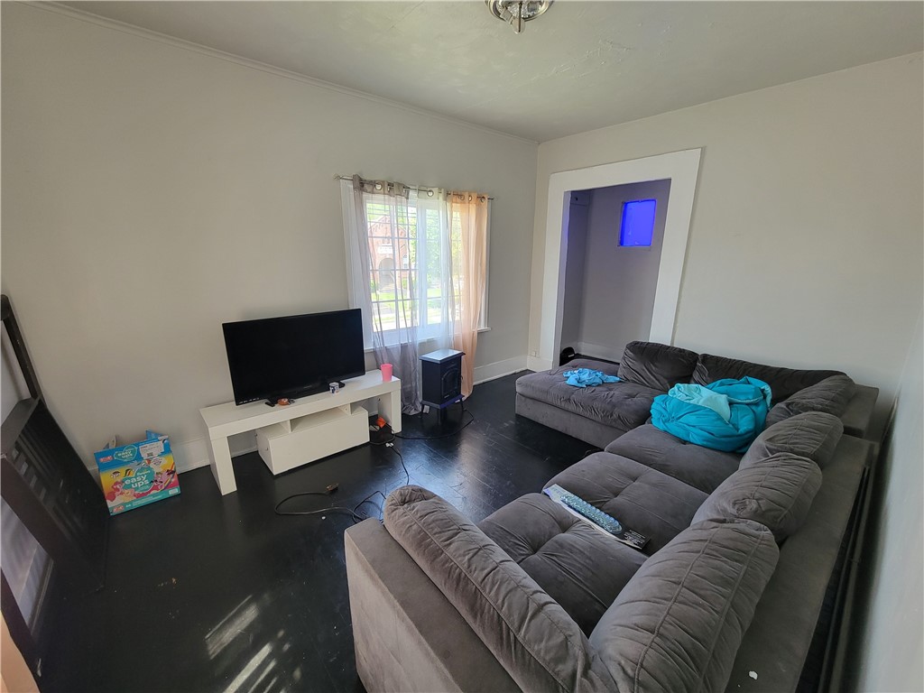 210 Dewey Avenue Rochester, NY 14608 - Photo 9 of 12