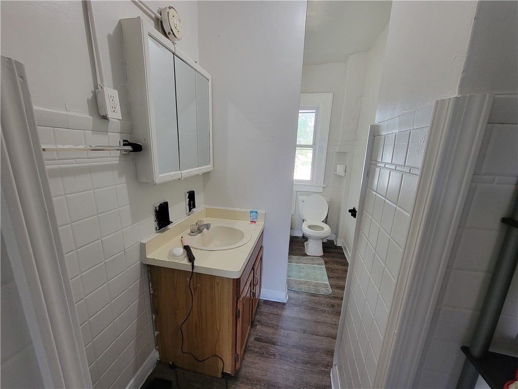 210 Dewey Avenue Rochester, NY 14608 - Photo 10 of 12