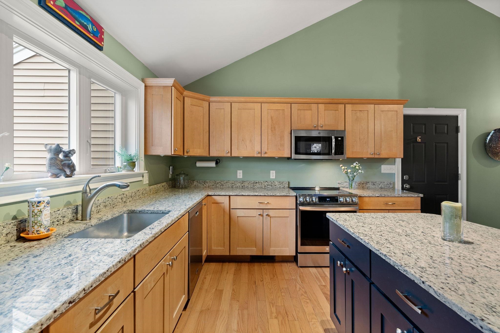 2 Riverwoods Drive Exeter, NH 03833 - Photo 5 of 43