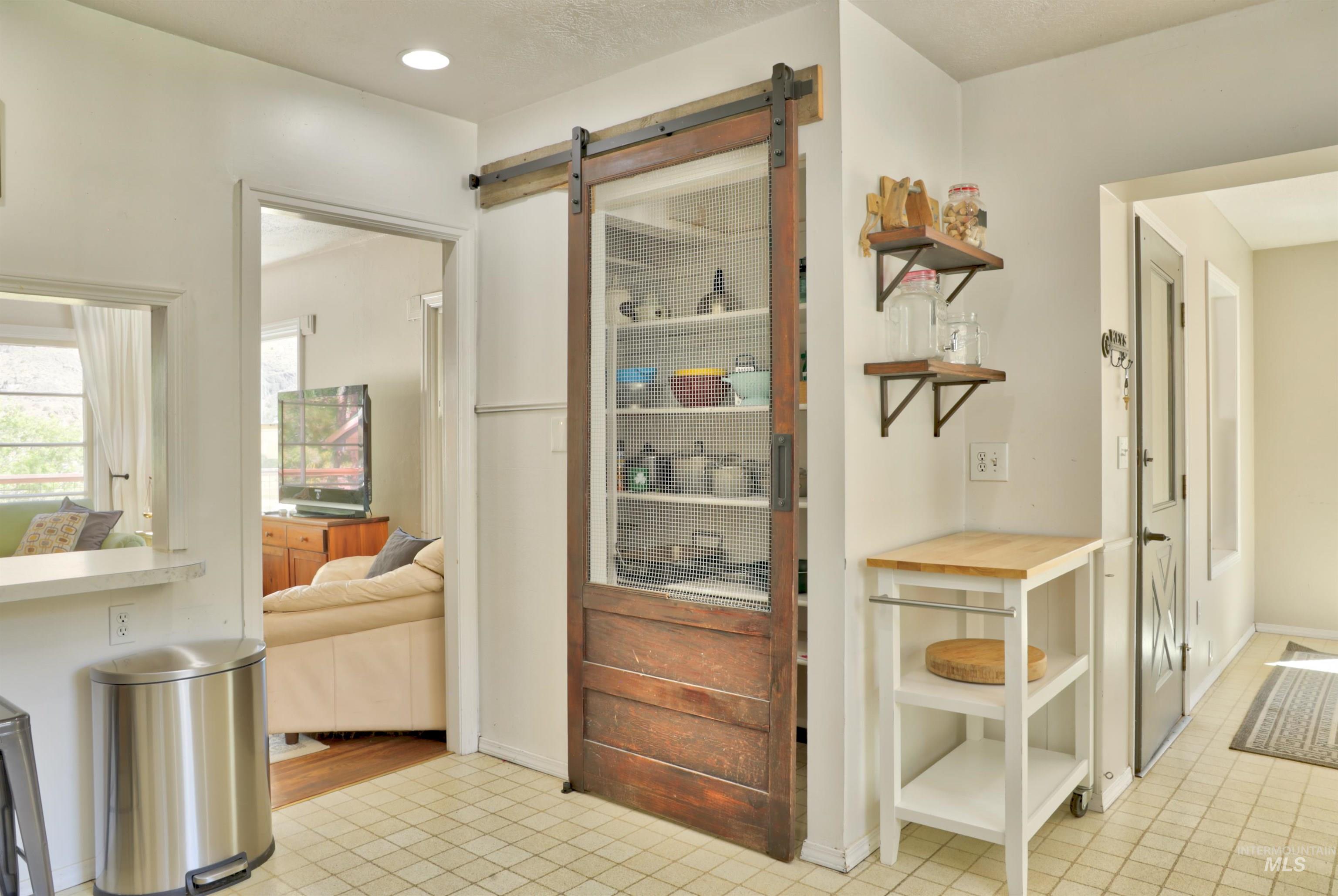 27035 Snake River Road Huntington, OR 97907 - Photo 14 of 50