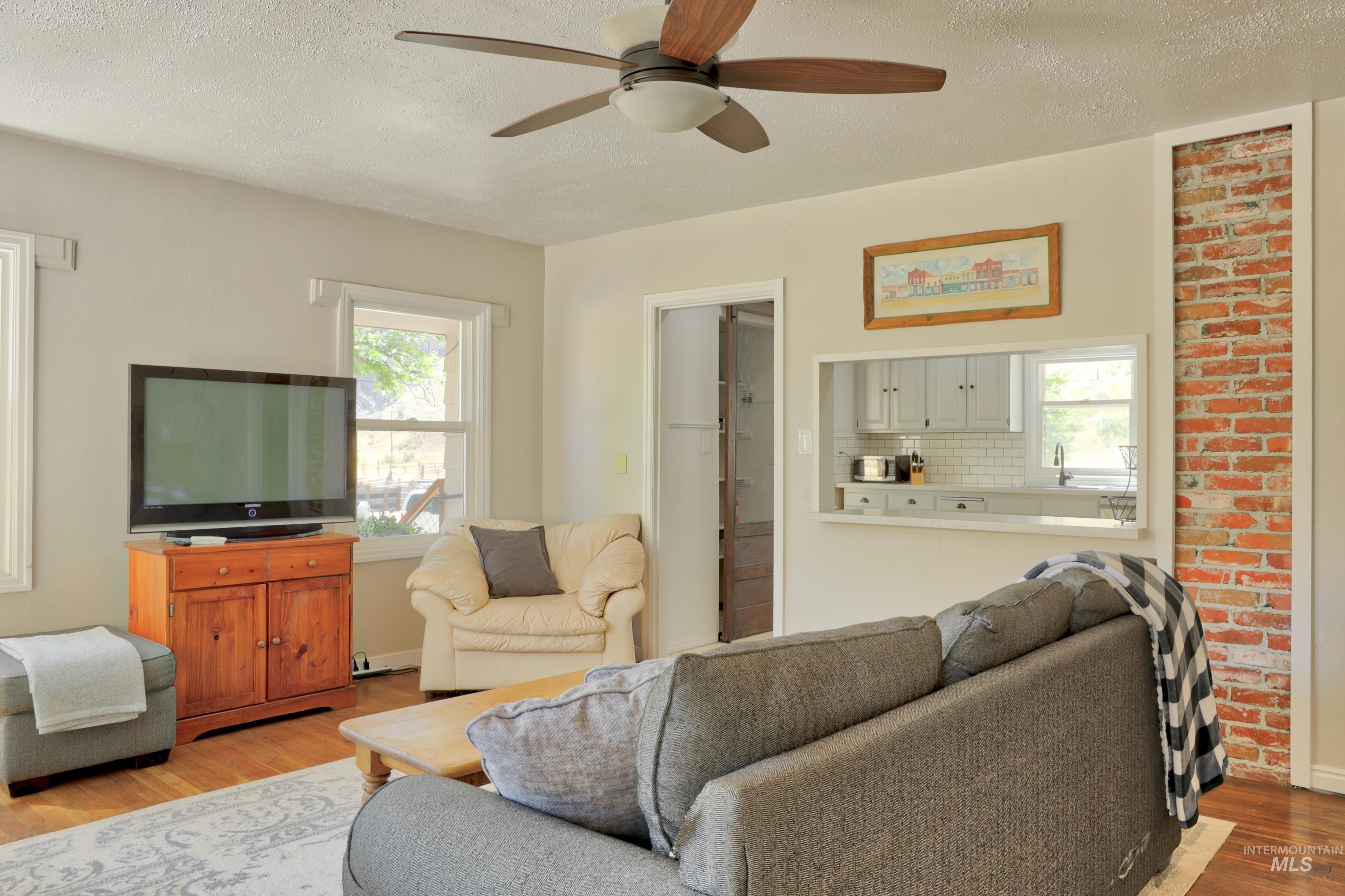 27035 Snake River Road Huntington, OR 97907 - Photo 17 of 50