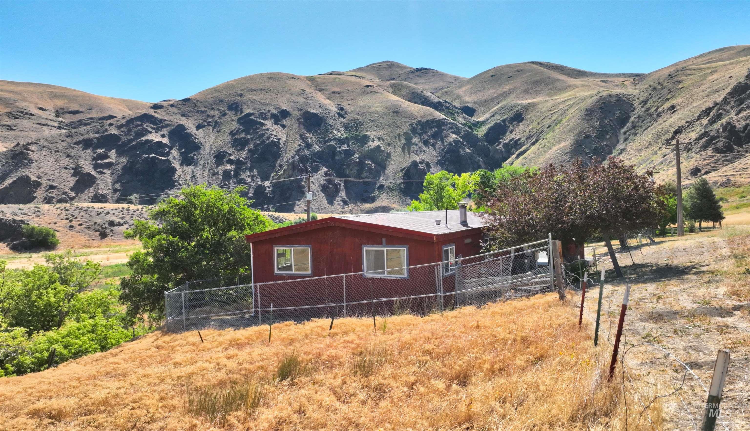 27035 Snake River Road Huntington, OR 97907 - Photo 35 of 50