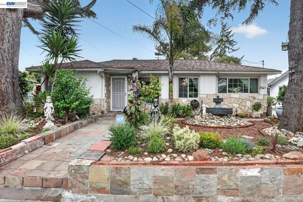 $999,888 | 2541 Marina Boulevard, San Leandro, CA 94577