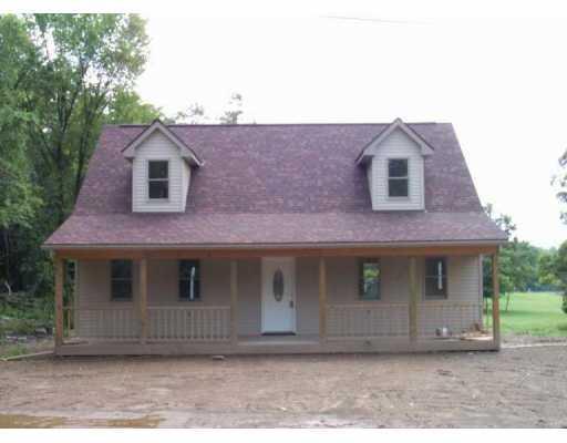 1720 Sohn Road Aliquippa, PA 15001 - Photo 1 of 6 Gallery Image 1