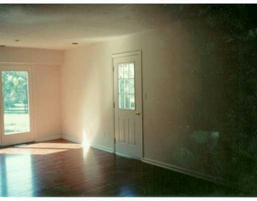 1720 Sohn Road Aliquippa, PA 15001 - Photo 4 of 6 Gallery Image 4