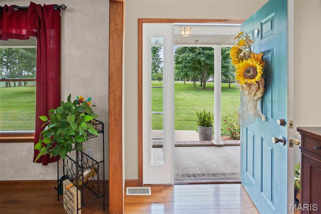 3816 Airport Road Godfrey, IL 62035 - Photo 10 of 90 Gallery Image 10
