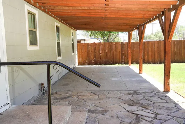 a view of a outdoor space