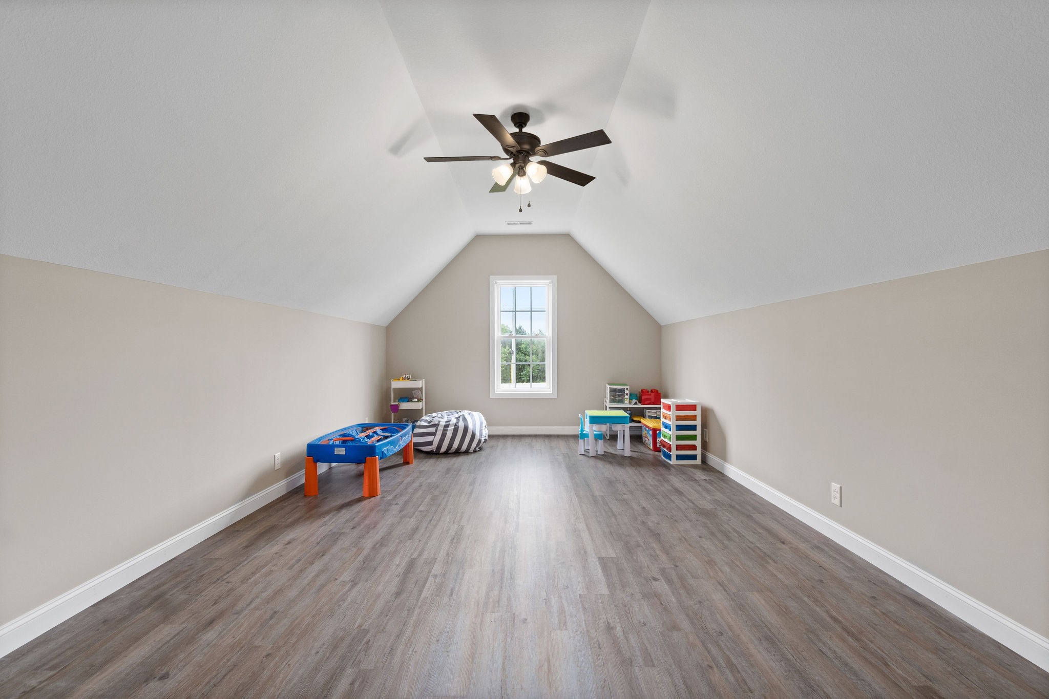 701 7 Mile Ferry Road Cunningham, TN 37052 - Photo 27 of 36 a living room with furniture and a window
