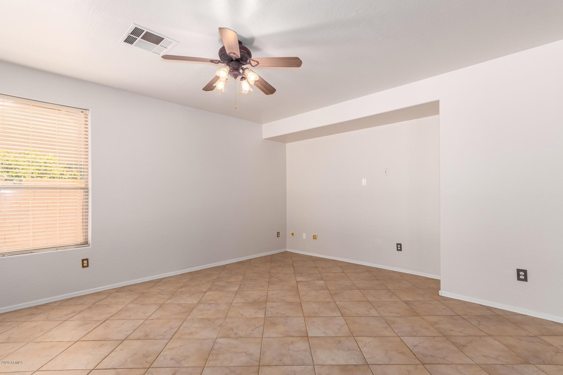 926 East Del Rio Street Gilbert, AZ 85295 - Photo 12 of 39 Family Room