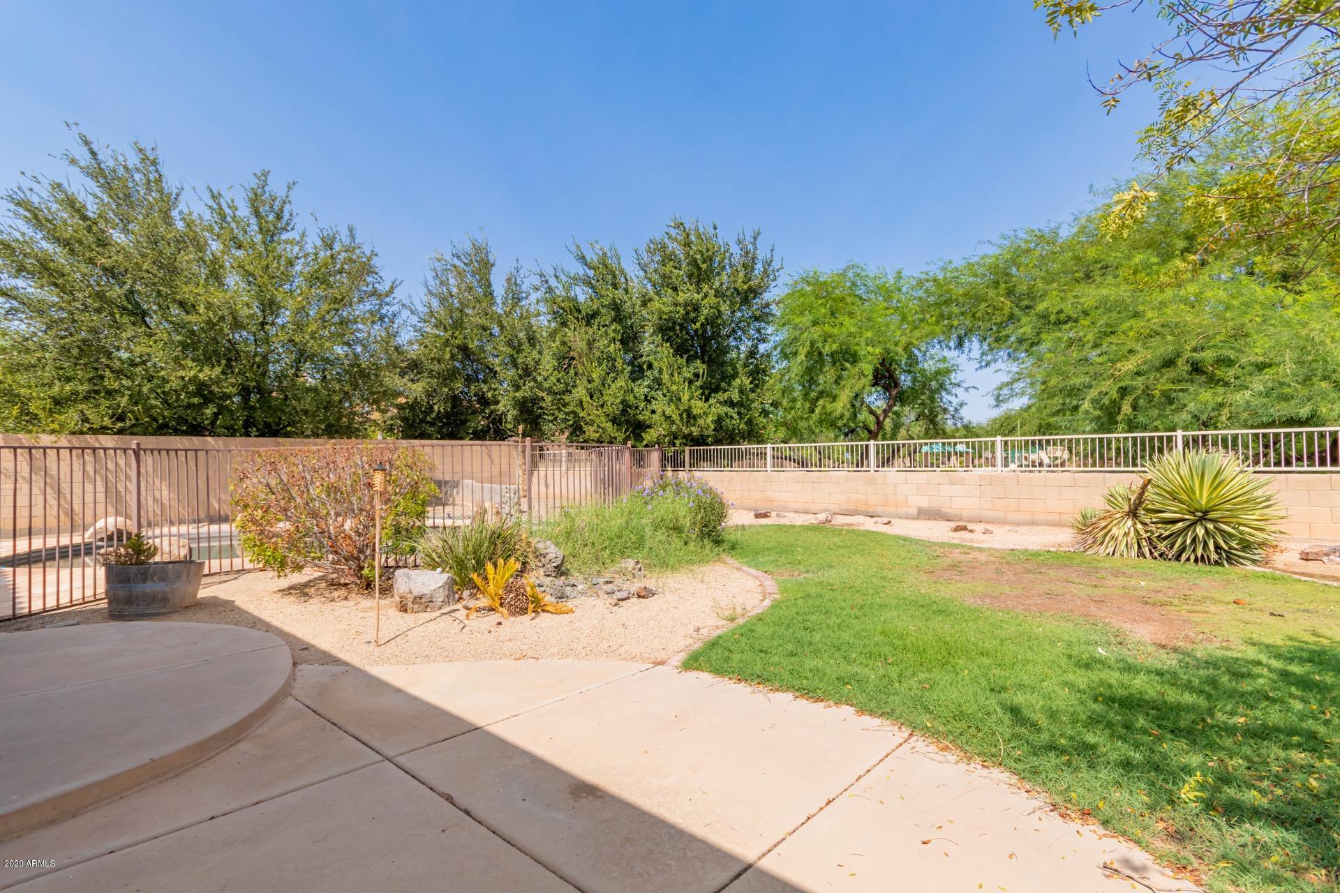 926 East Del Rio Street Gilbert, AZ 85295 - Photo 37 of 39 Lush, Private Yard
