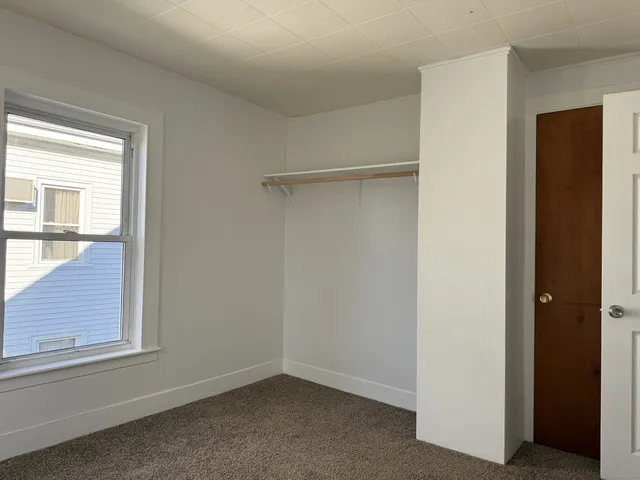 $1,750 | 15 Freestone Avenue, Portland, CT 06480