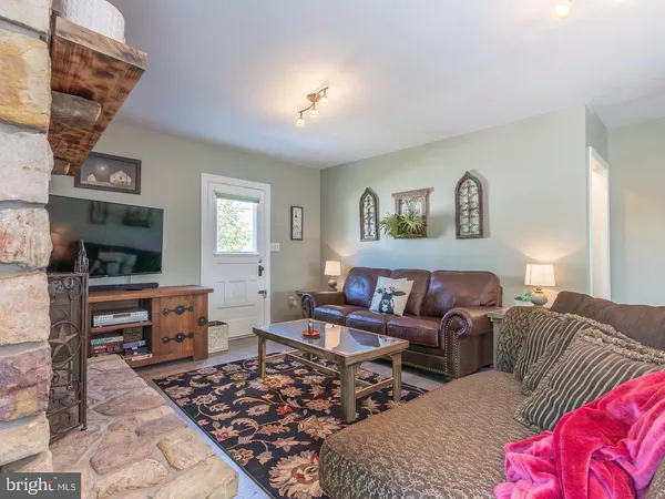 $589,000 | 113 West Main Street, Stanley, VA 22851