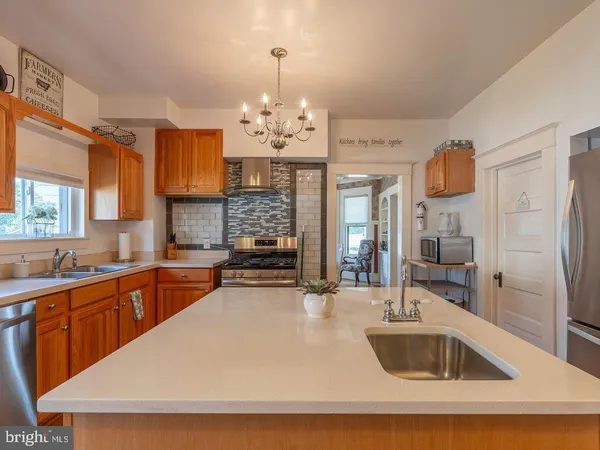 $589,000 | 113 West Main Street, Stanley, VA 22851