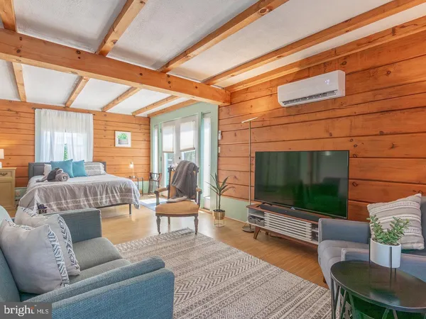 $589,000 | 113 West Main Street, Stanley, VA 22851