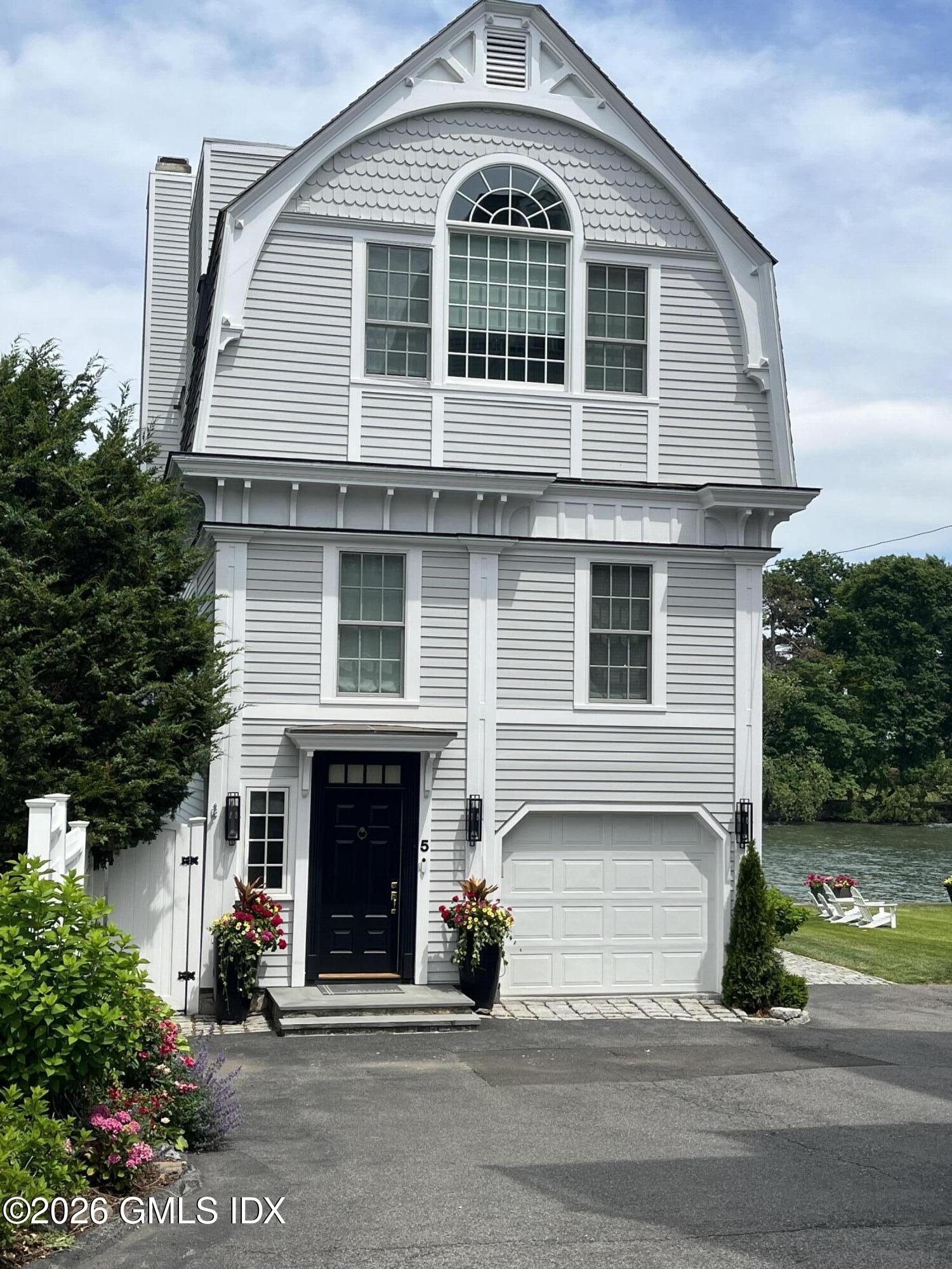 633 Steamboat Road, Unit 5 Greenwich, CT 06830 - Photo 1 of 30 IMG_2064