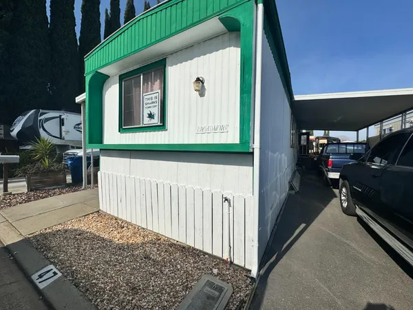 $18,000 | 250 East Las Palmas Avenue, Unit 47, Patterson, CA 95363
