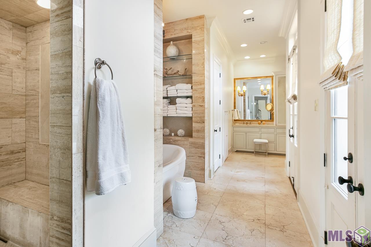 26 Country Club Place Baton Rouge, LA 70809 - Photo 32 of 50 Gallery Image 32