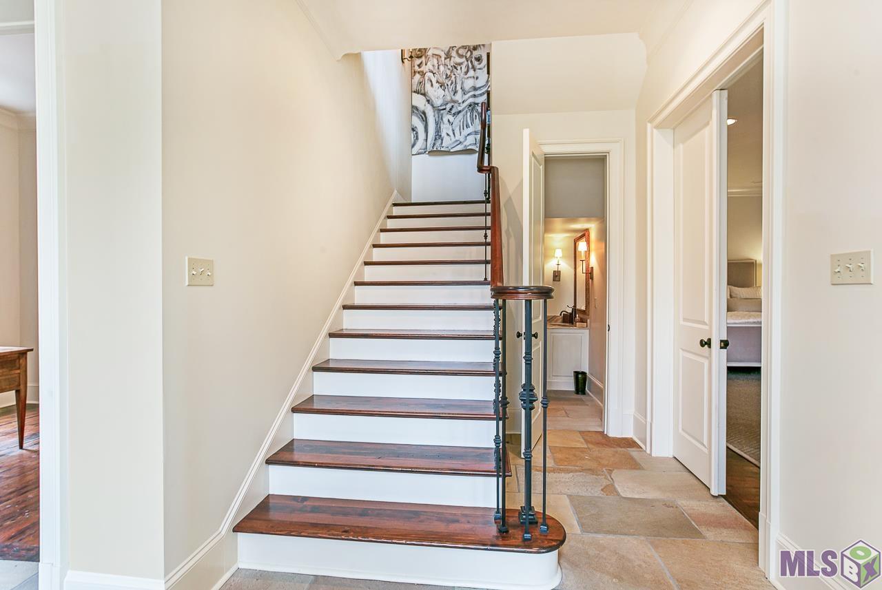 26 Country Club Place Baton Rouge, LA 70809 - Photo 6 of 50 Gallery Image 6