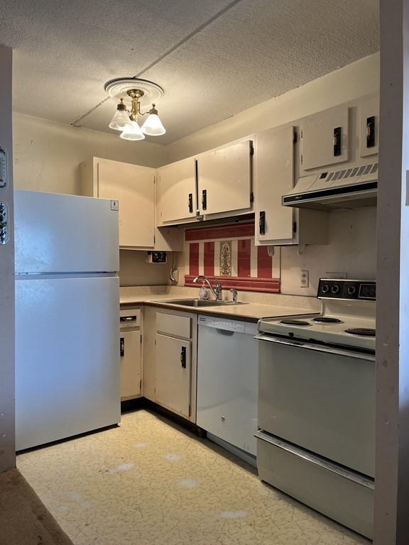 46 Cochituate Road, Unit 607 Framingham, MA 01701 - Photo 3 of 8