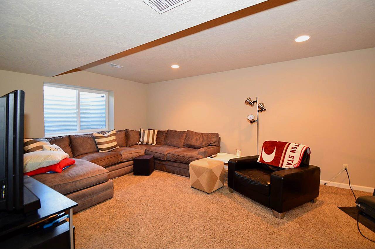 5521 South Copper Ridge Boulevard Spokane, WA 99224 - Photo 16 of 20 Gallery Image 16