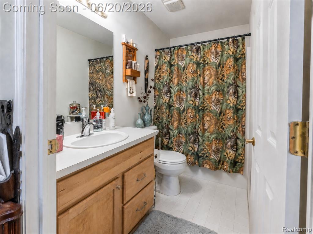 50119 Harding Street Canton, MI 48188 - Photo 21 of 24